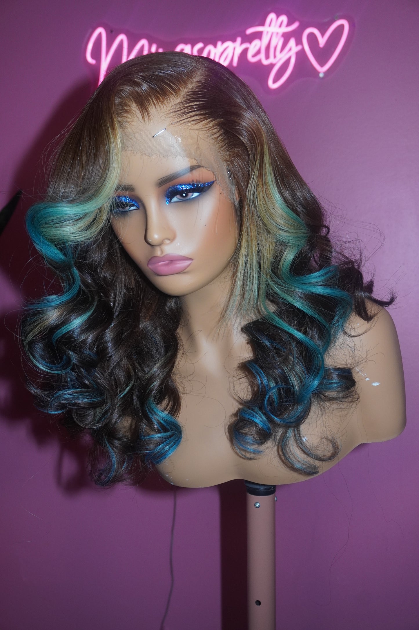 The Azure Unit 20" | Signature Color Series